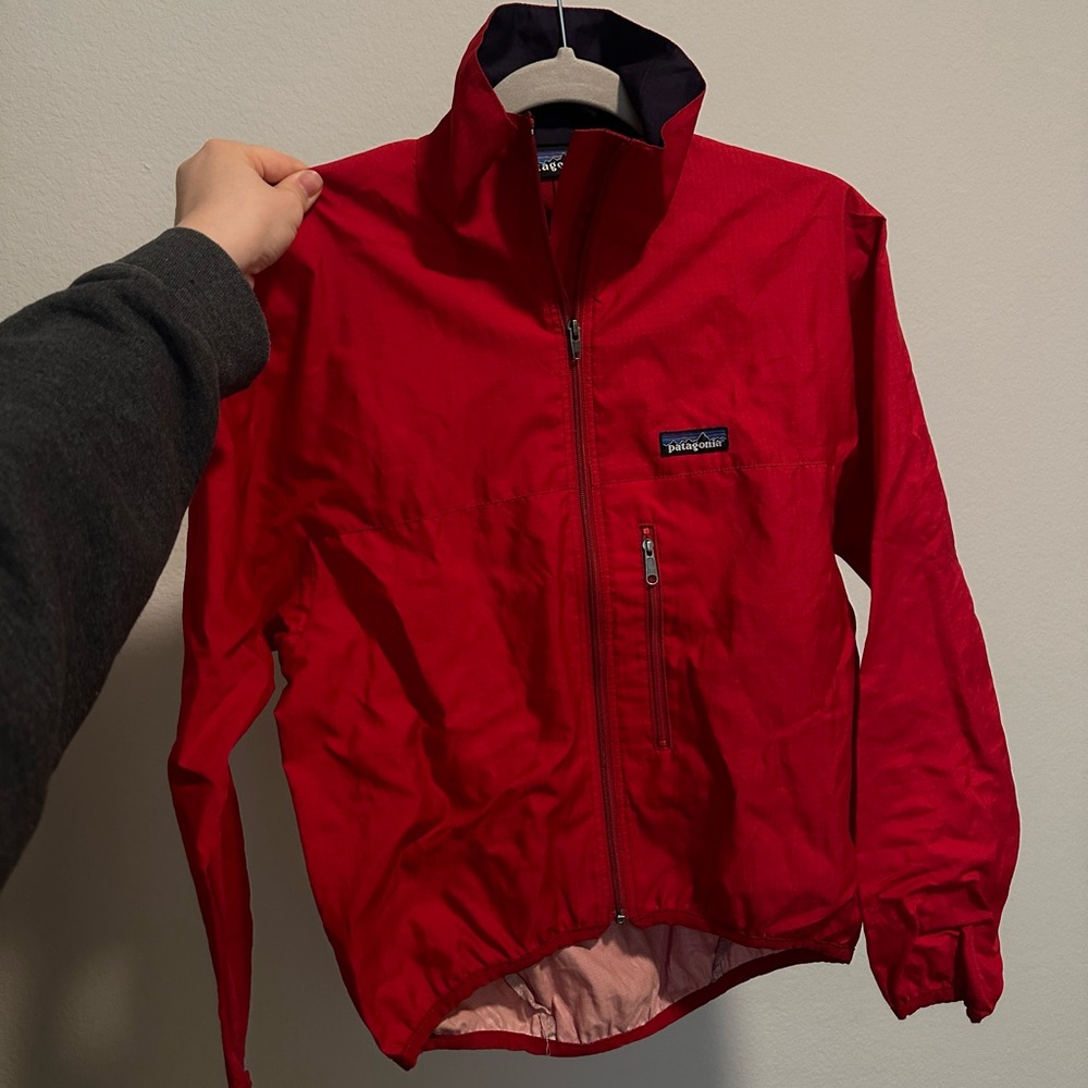Patagonia windbreaker